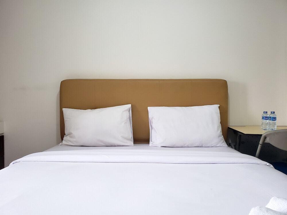 Депок: Warm And Cozy Studio At Cinere Resort Apartment