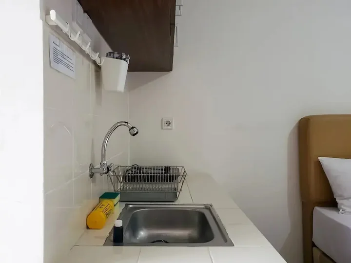 Депок: Warm And Cozy Studio At Cinere Resort Apartment