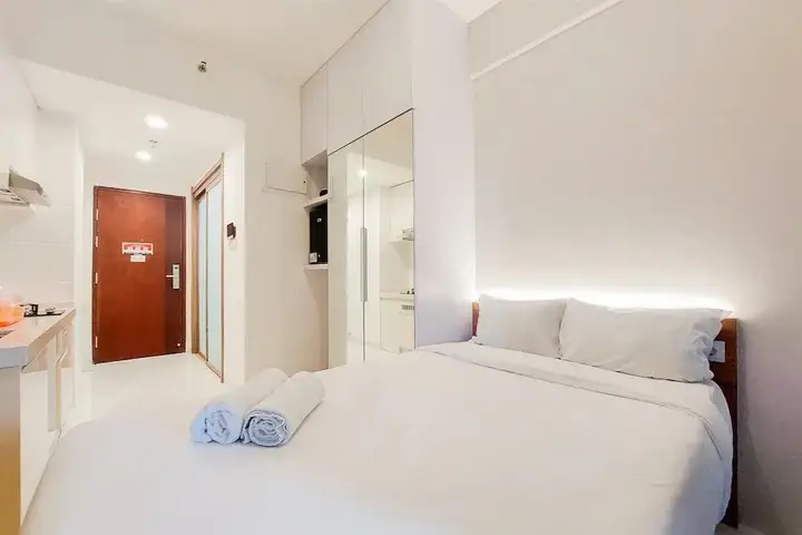 Homey And Restful Studio Room At Sky House Bsd Apartment — фото 2
