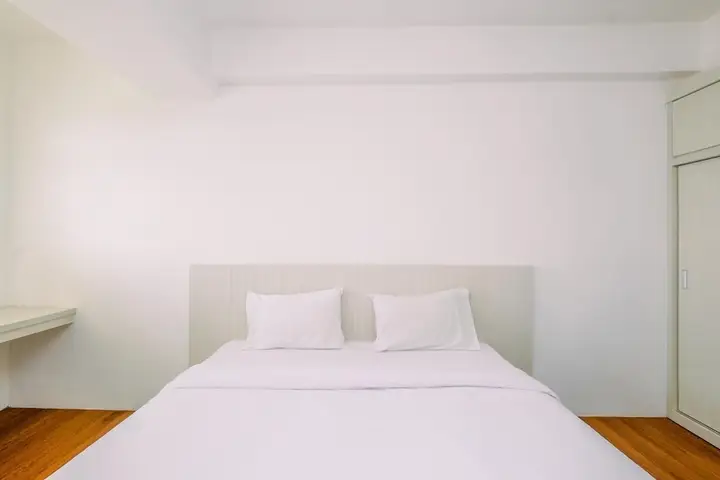 Comfort And Enjoy Living Studio Room At Gunung Putri Square Apartment — фото 1