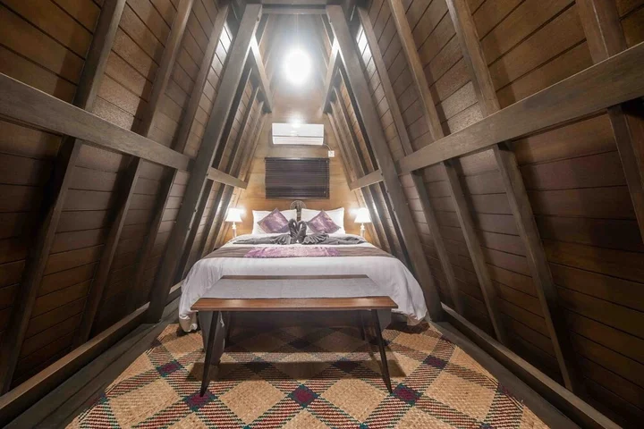 Унгасан: Rumah Kayu Tatiya Villa