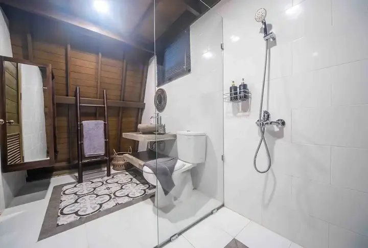 Унгасан: Rumah Kayu Tatiya Villa