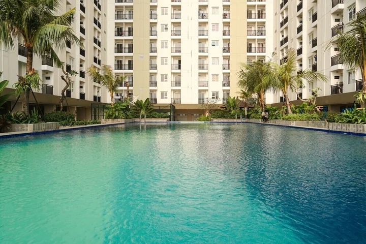 Депок: Comfy And Tidy Studio At Cinere Resort Apartment