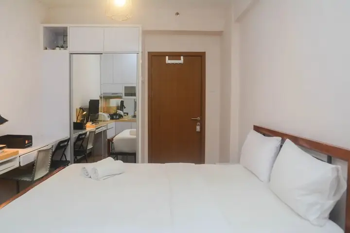 Comfy And Tidy Studio At Cinere Resort Apartment — фото 5