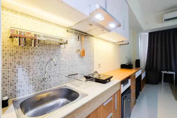 Депок: New And Nice Studio At Evenciio Margonda Apartment