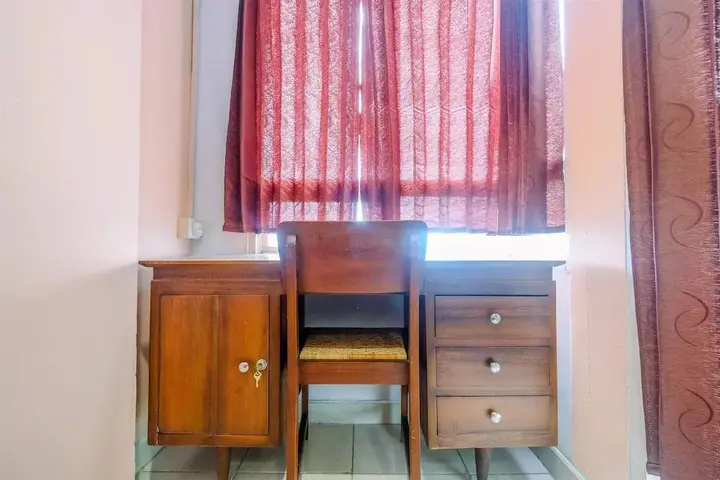 Депок: Classic And Cozy Studio At Cinere Bellevue Suites Apartment