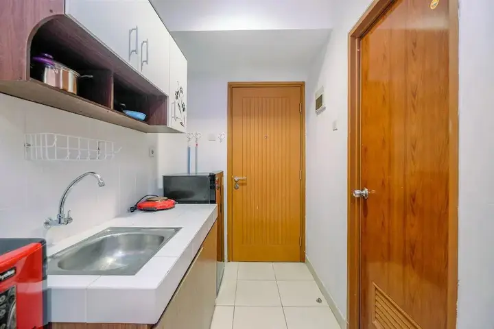 Депок: Classic And Cozy Studio At Cinere Bellevue Suites Apartment