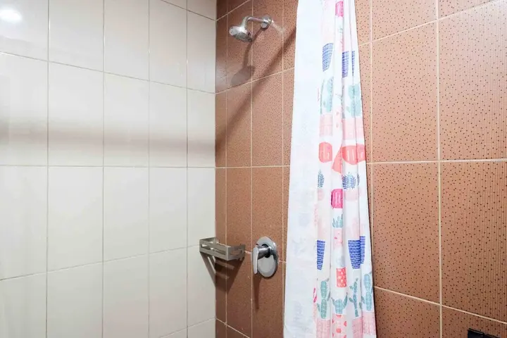 Депок: Comfort And Minimalist 1Br At Atlanta Residences