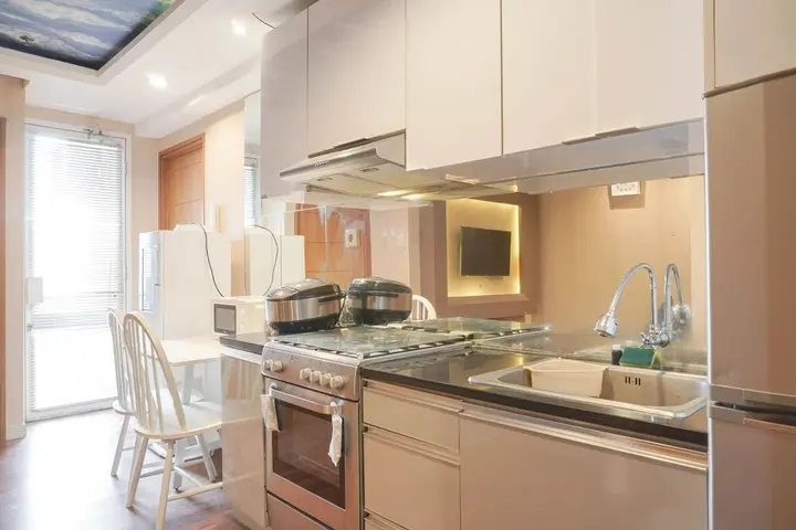Депок: Combine 2Br At Cinere Bellevue Suites Apartment