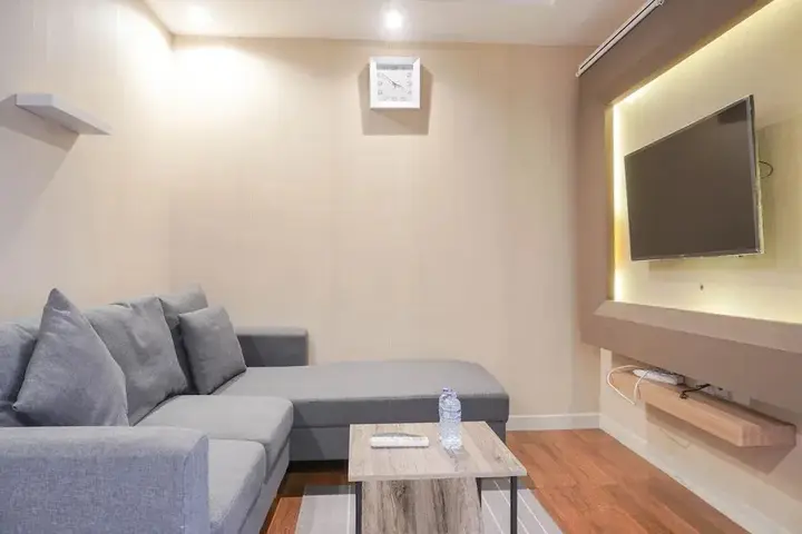 Депок: Combine 2Br At Cinere Bellevue Suites Apartment