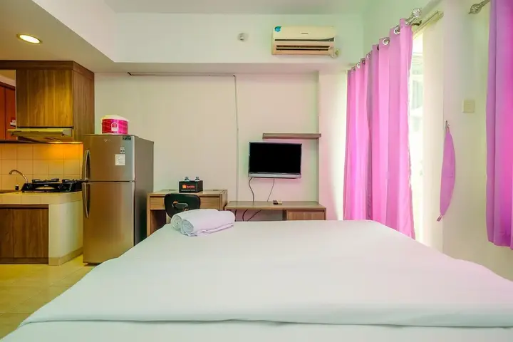 Comfort Studio At Margonda Residence 3 Apartment — фото 3