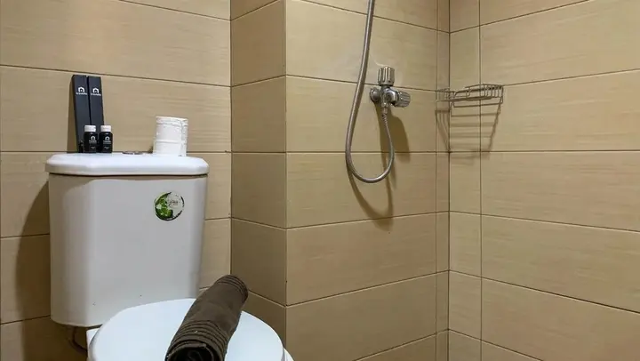Депок: Comfort And Homey Studio At Margonda Residence 5 Apartment