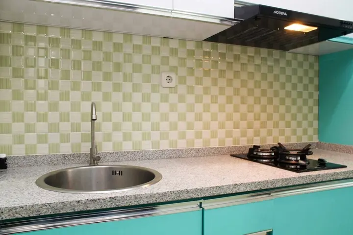 Депок: Nice Comfort 1Br Apartment At Atlanta Residence