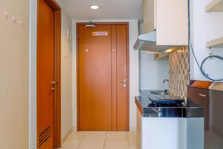 Депок: Warm And Cozy Studio At Margonda Residence 5 Apartment