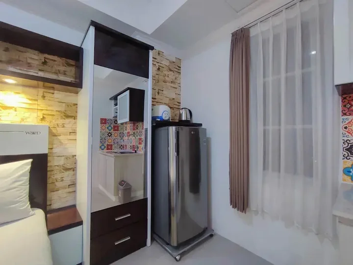Семаранг: Simple And Homey Studio Room At Paltrow Apartment