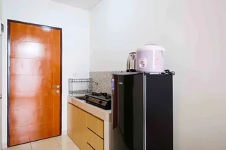 Депок: Comfort Studio Room At Dave Apartment