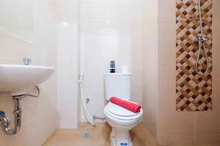 Депок: Comfort Studio Room At Dave Apartment