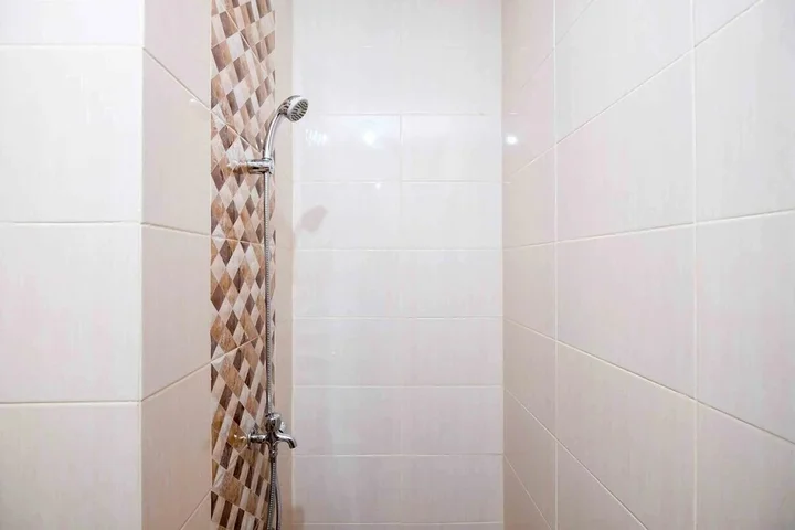 Депок: Comfort Studio Room At Dave Apartment