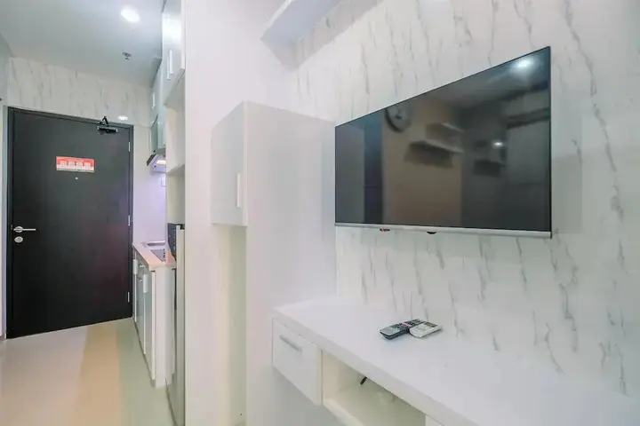 Депок: New And Modern 1Br Atlanta Residence Apartment
