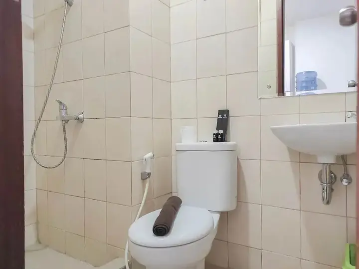 Макассар: Nice And Cozy Studio At Vida View Makassar Apartment