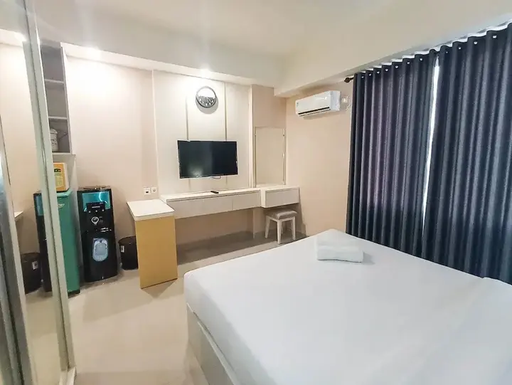 Депок: New and Modern Studio at Altuz Seturan Yogyakarta Apartment