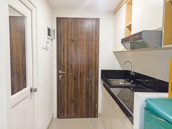 Депок: New and Modern Studio at Altuz Seturan Yogyakarta Apartment