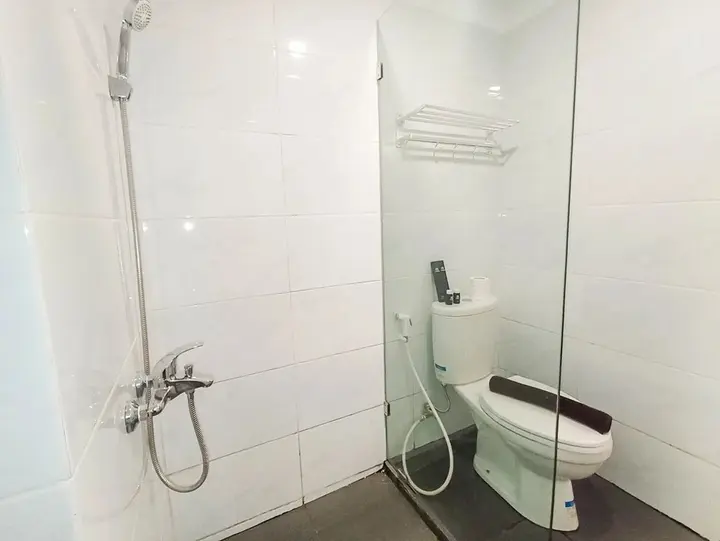 Депок: New and Modern Studio at Altuz Seturan Yogyakarta Apartment