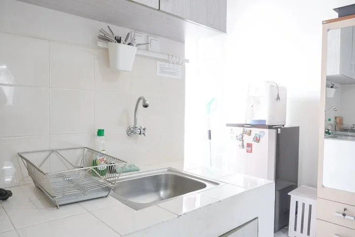 Депок: Warm And Tidy Studio At Cinere Resort Apartment