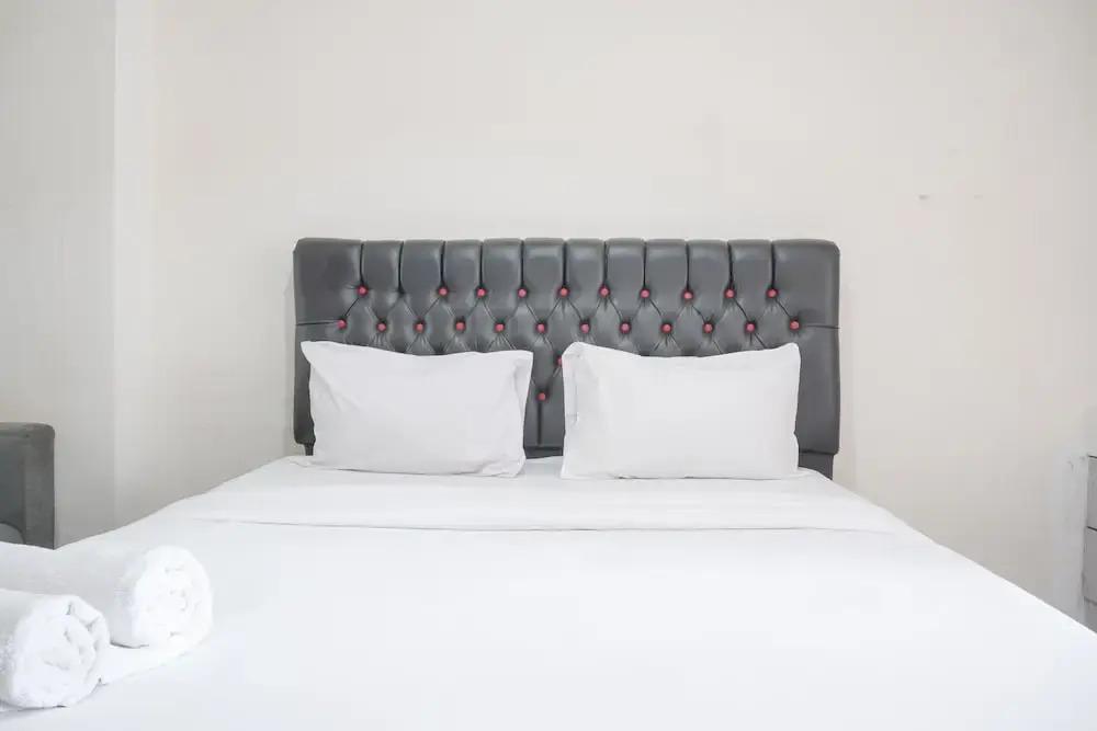 Депок: Warm And Tidy Studio At Cinere Resort Apartment