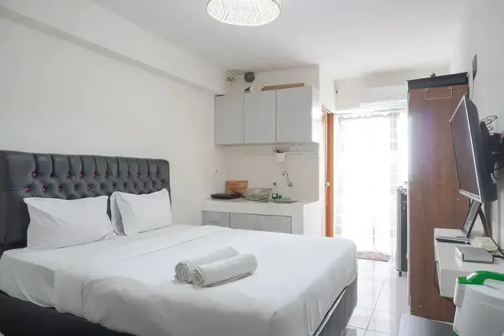Депок: Warm And Tidy Studio At Cinere Resort Apartment