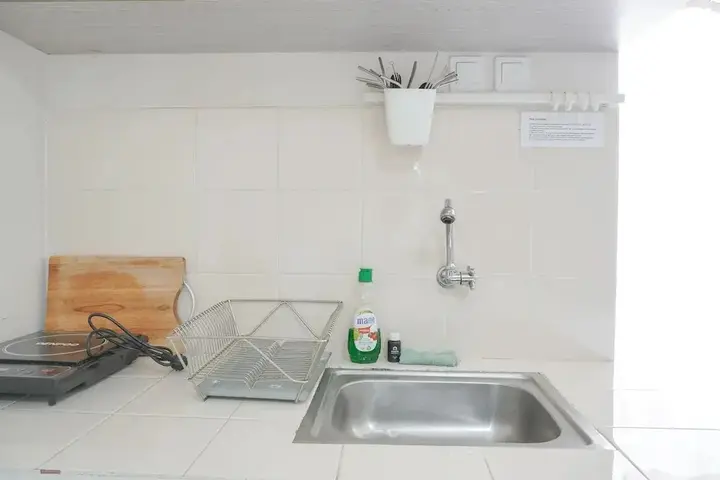 Депок: Warm And Tidy Studio At Cinere Resort Apartment