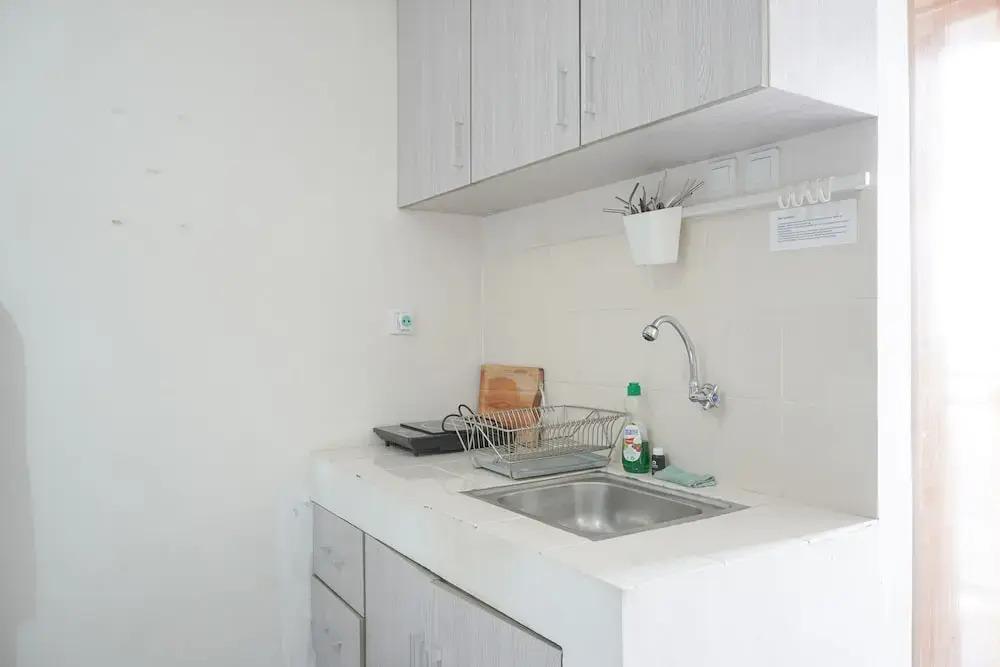 Депок: Warm And Tidy Studio At Cinere Resort Apartment