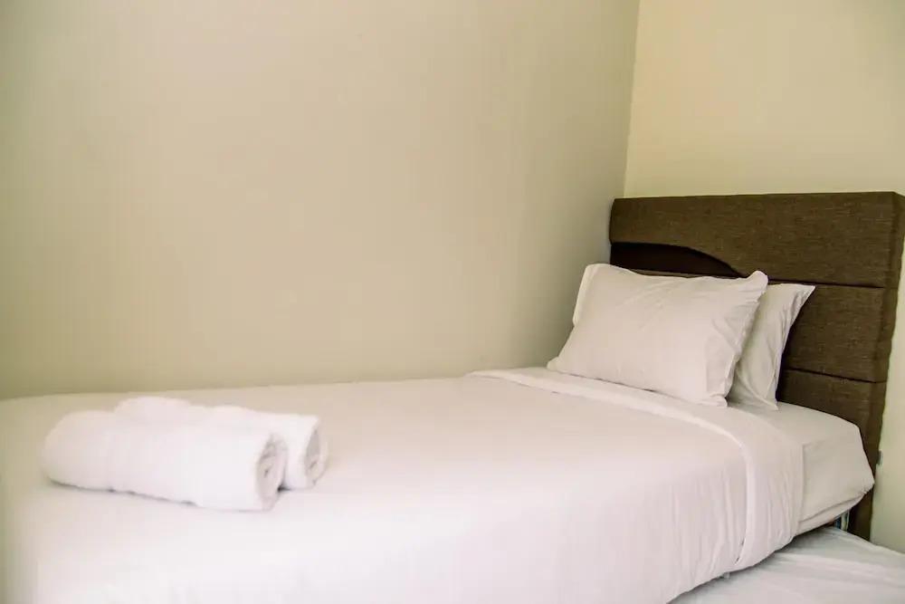 Тангеранг: Homey And Serene 2Br At Great Western Resort Apartment