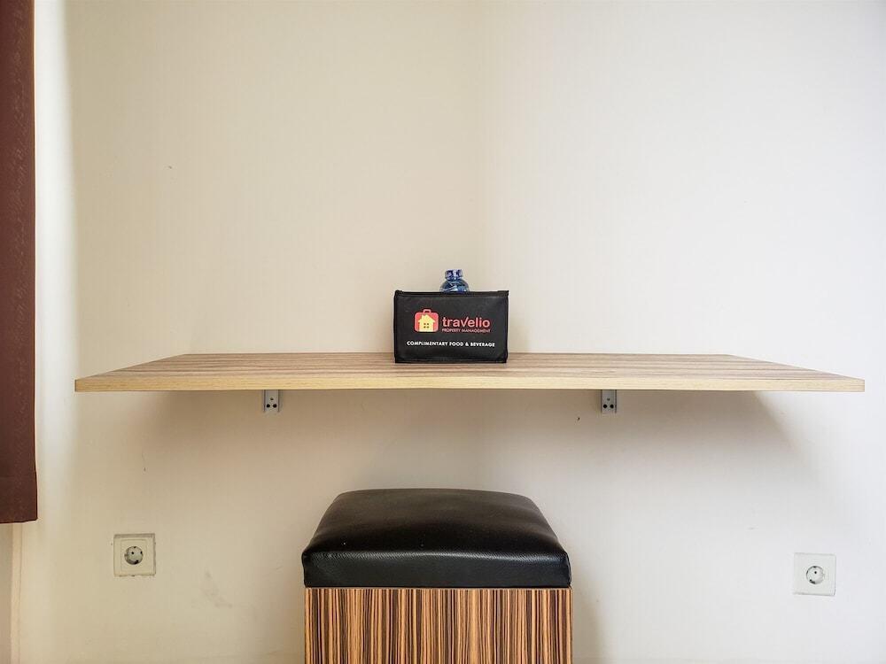 Cozy Studio At Cinere Bellevue Suites Apartment — фото 4