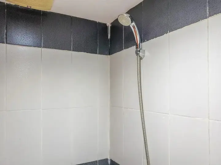 Депок: Cozy Studio At Cinere Bellevue Suites Apartment