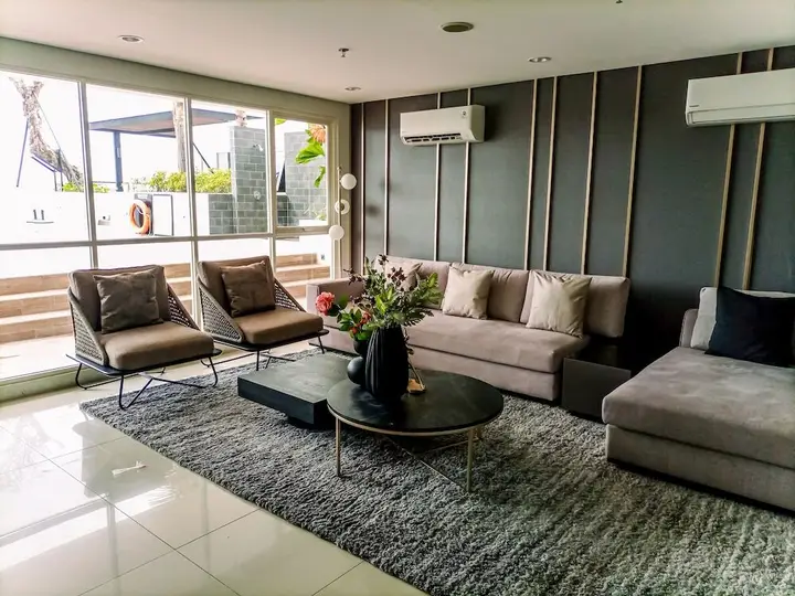 Cozy Studio Room At Barsa City Apartment — фото 6