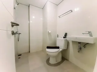 Депок: Cozy Studio Room At Barsa City Apartment