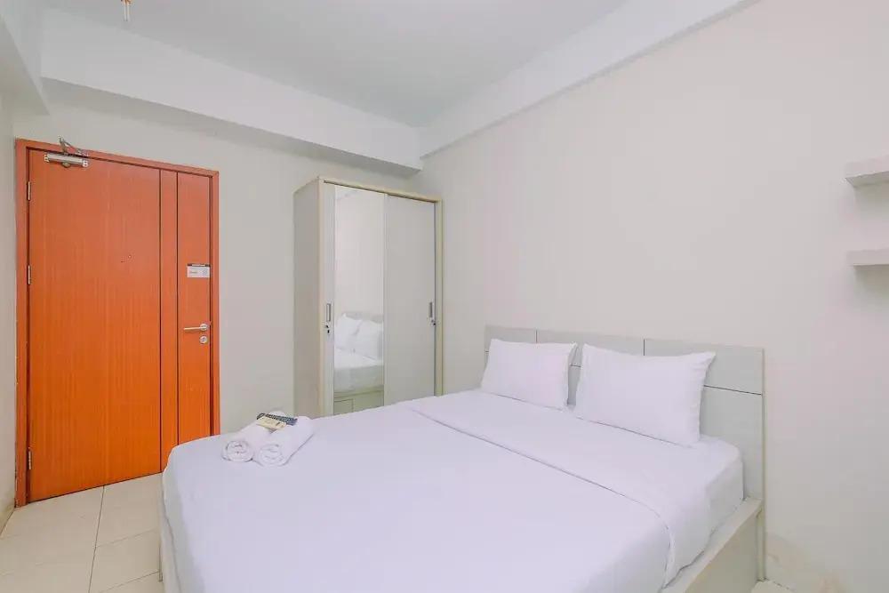 Best Choice And Comfy Studio Apartment At Margonda Residence 4 — фото 4