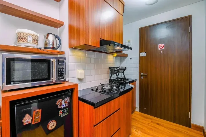 Депок: Minimalist Studio Room At Transpark Cibubur Apartment Near Shopping Center