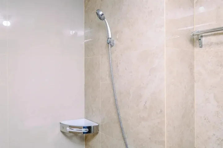 Депок: Minimalist Studio Room At Transpark Cibubur Apartment Near Shopping Center