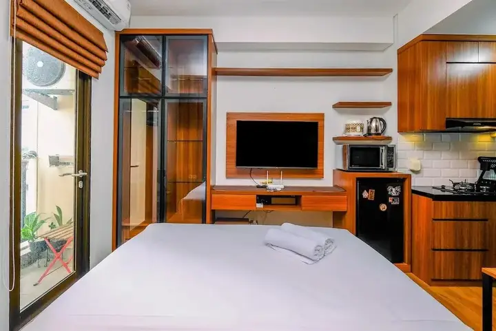 Minimalist Studio Room At Transpark Cibubur Apartment Near Shopping Center — фото 2