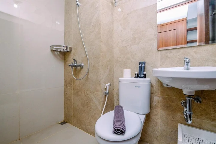 Депок: Minimalist Studio Room At Transpark Cibubur Apartment Near Shopping Center