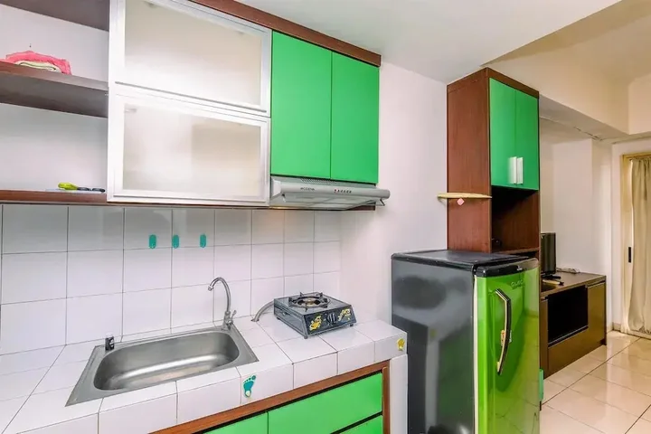 Депок: Relaxing Studio Apartment At Margonda Residence 2 Near Ui