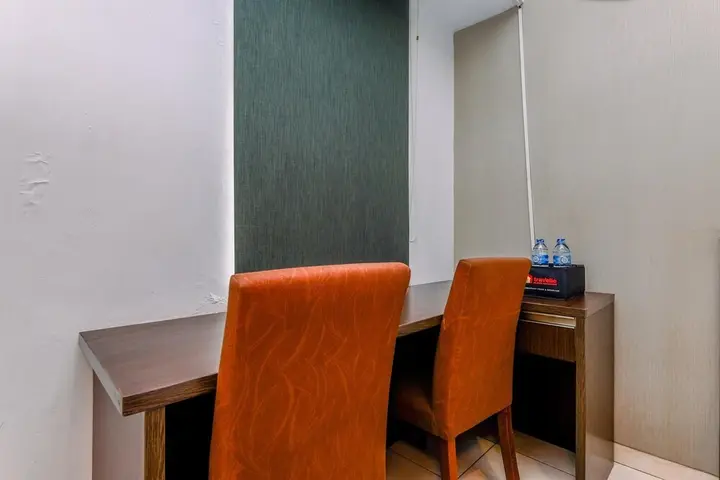Депок: Relaxing Studio Apartment At Margonda Residence 2 Near Ui