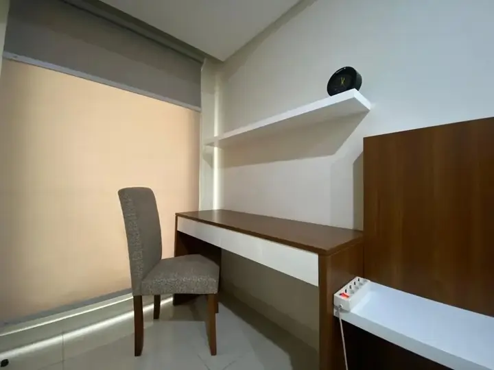 Семаранг: New And Homey Studio Apartment At Warhol (W/R) Residence