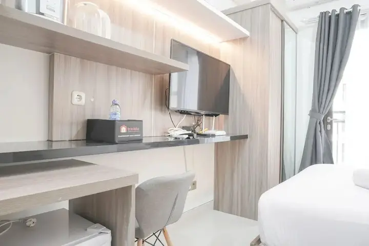 Депок: Nice Studio At 11Th Floor Transpark Cibubur Apartment