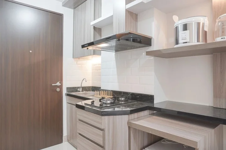 Депок: Nice Studio At 11Th Floor Transpark Cibubur Apartment