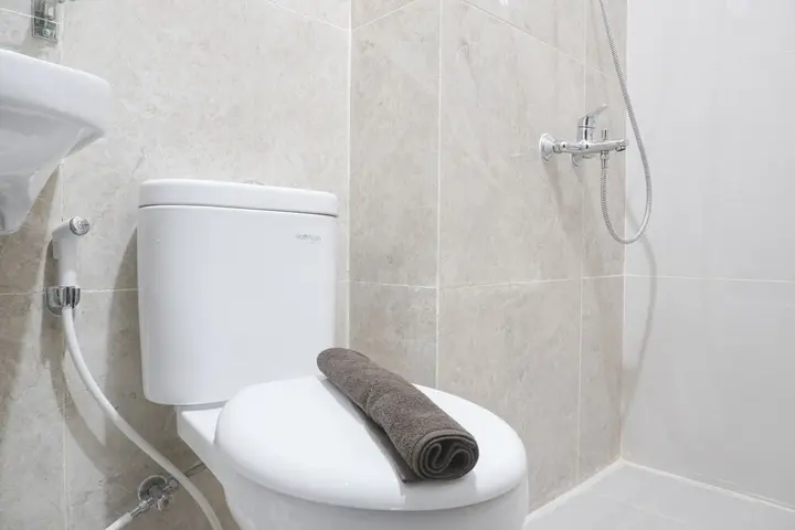 Депок: Luxurious 2Br At Transpark Cibubur Apartment