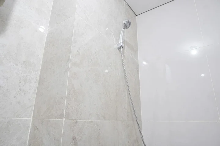 Депок: Luxurious 2Br At Transpark Cibubur Apartment