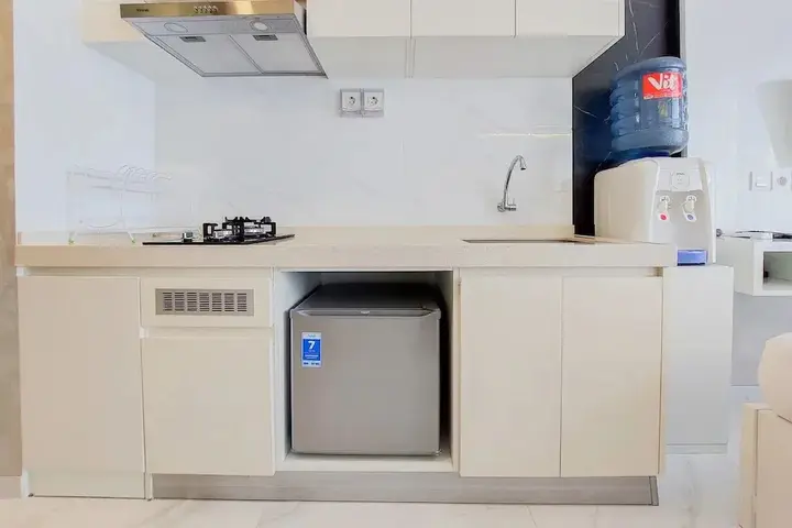 Legok: Simply And Restful Studio Apartment At Sky House Bsd